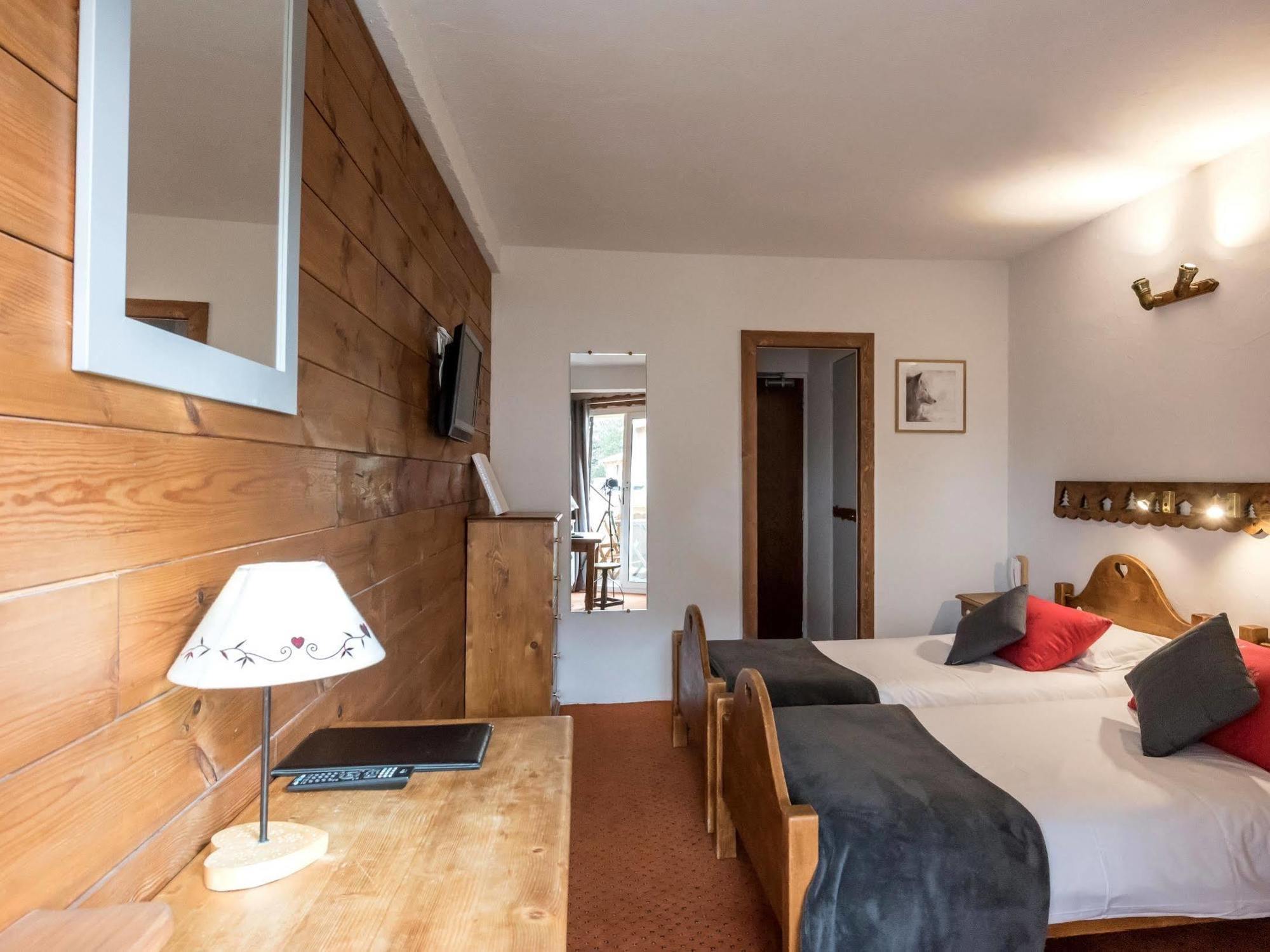 Hotel L'Ecureuil Auron Exterior photo